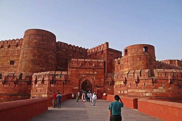 all about Agra fort | मुग़ल साम्राज्य का RBI था आगरा का किला | Place review in Hindi
