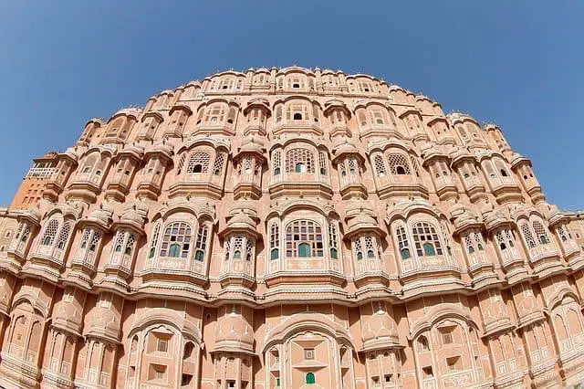 [PDF] all about Hawa Mahal | हवाओ का घर हवामहल जयपुर | Place review in Hindi
