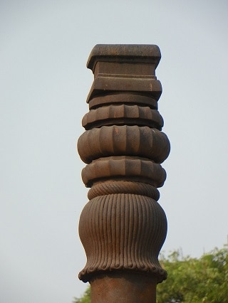 All about Iron Pillar Delhi | लौह स्तम्भ का इतिहास क्या है?