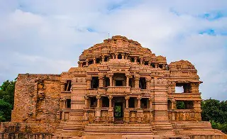 सास-बहु मंदिर का इतिहास और उसकी वास्तुकला | Sasbahu temple