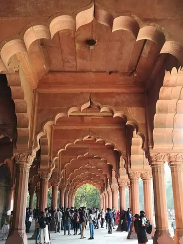Red fort history and its architecture