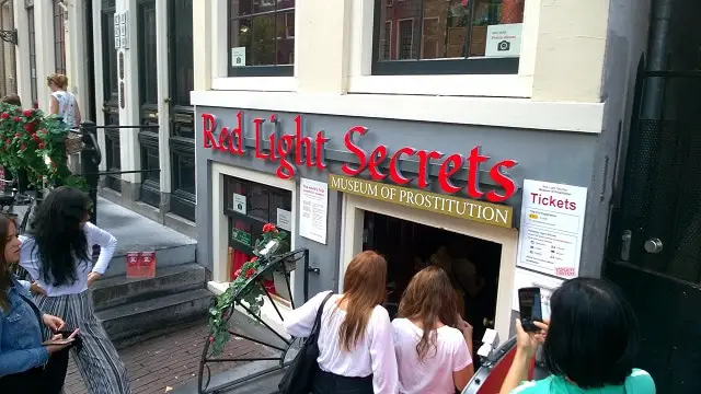Exploring the Infamous Past and Vibrant Present of Montreal Red Light District: A Guided Tour